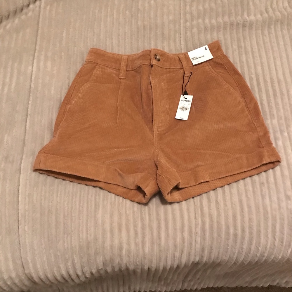 High waisted trouser shorts. Corduroy shorts.